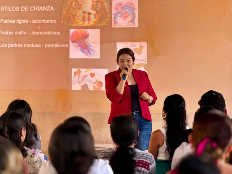 Conferencia para Padres de Familia en el Preescolar Rosario Castellanos